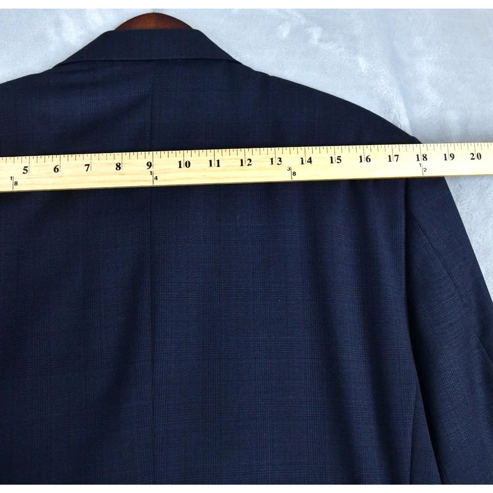 JoS. A. Bank Blazer Men's 39R Blue Check Jacket Sport Coat